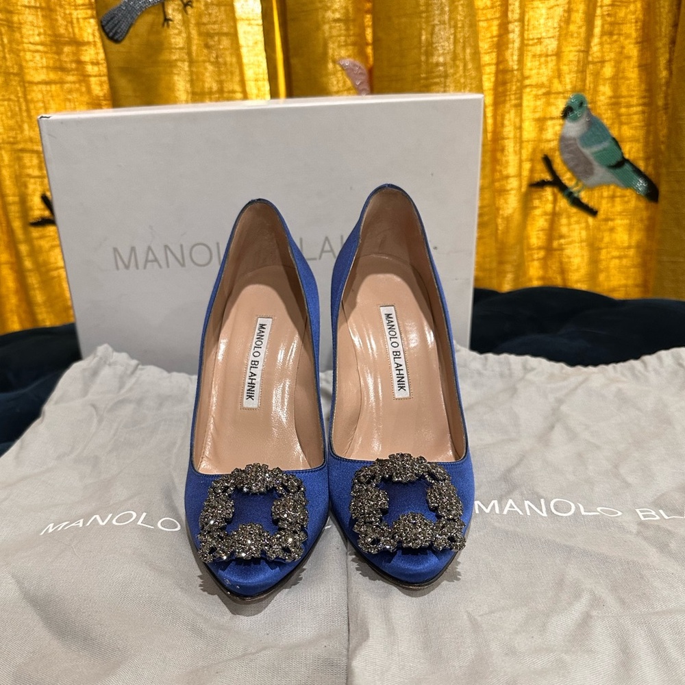 Manolo Blahnik Size 5 heels